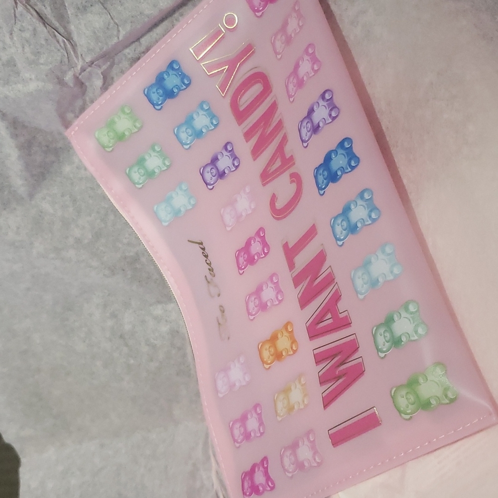 SALE! TOO FACED LIMITED EDITION GUMMY BEAR COSMETIC BAG. - Picture 2 of 8